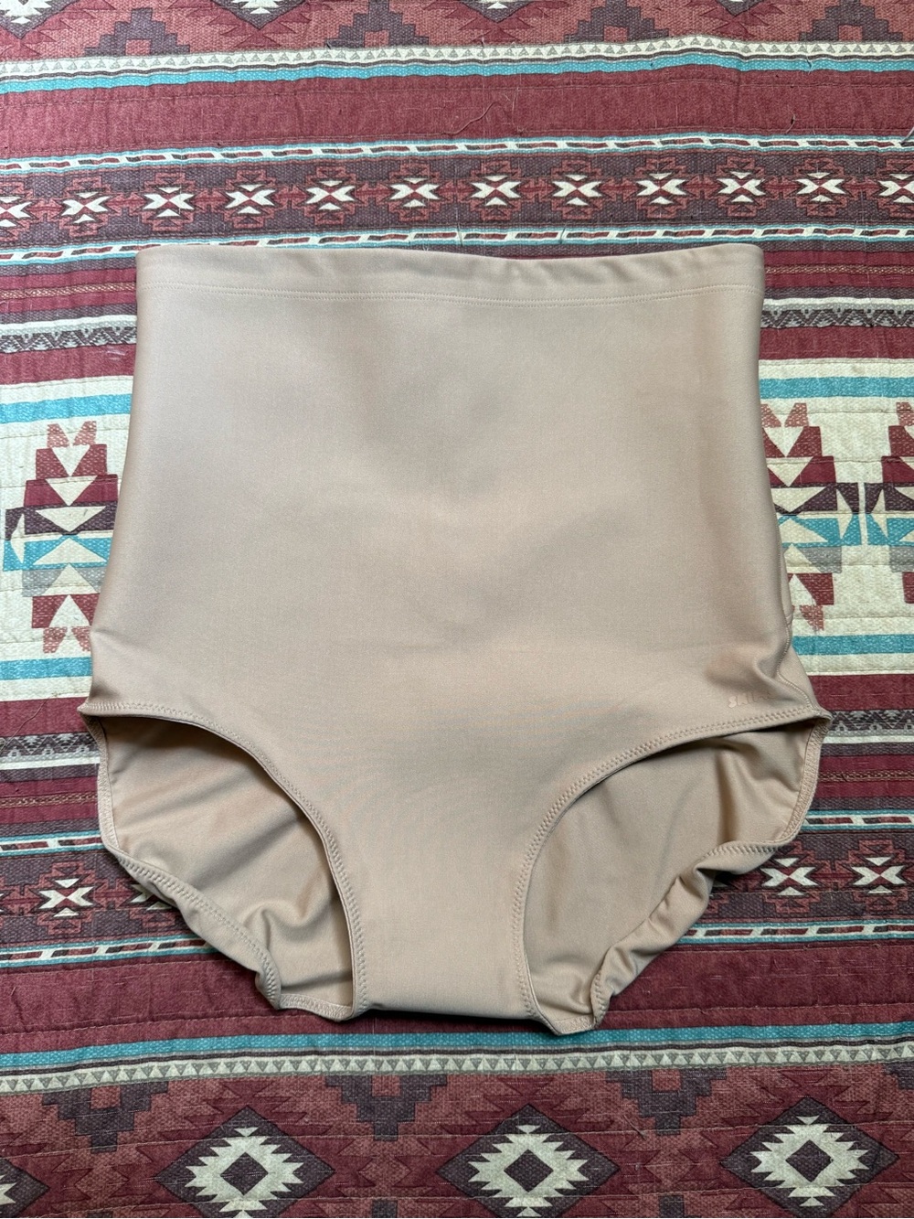 SKIMS High-Waist Shaping Briefs - Beige medium